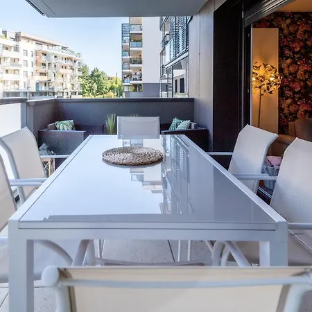 Apartment Aquarelles - Modern And Spacious